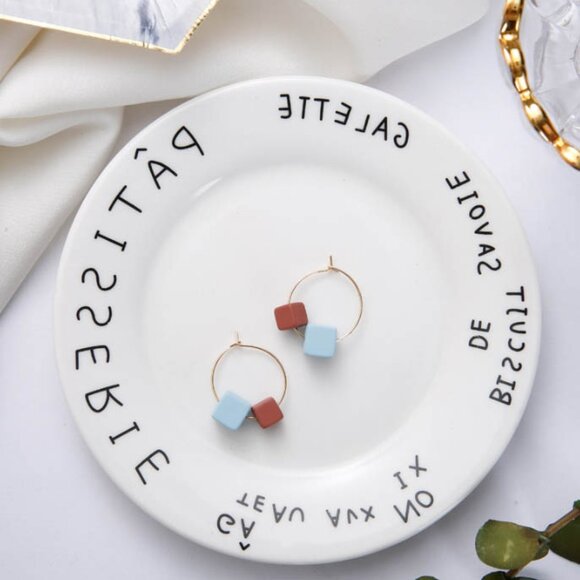 Set of two (2) Hoop Earrings Circle Earrings Minimalist Earrings for Her - Picture 4 of 7